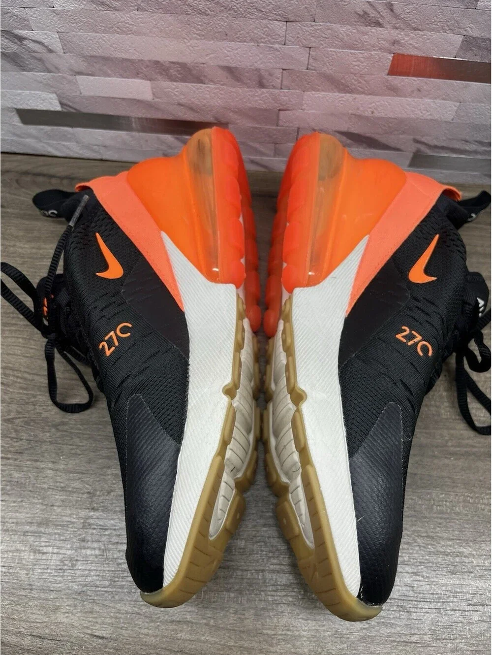 Nike Air Max 270 Black Bright Crimson Total Orange Size 5.5Y/Womens 7 943345-037